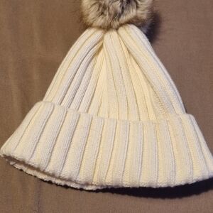 Cozy Cream Knit Beanie with Pom Pom